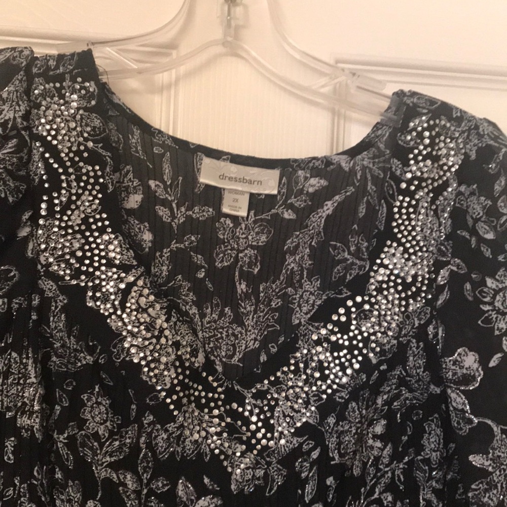 Shirt - Picture 2 of 4